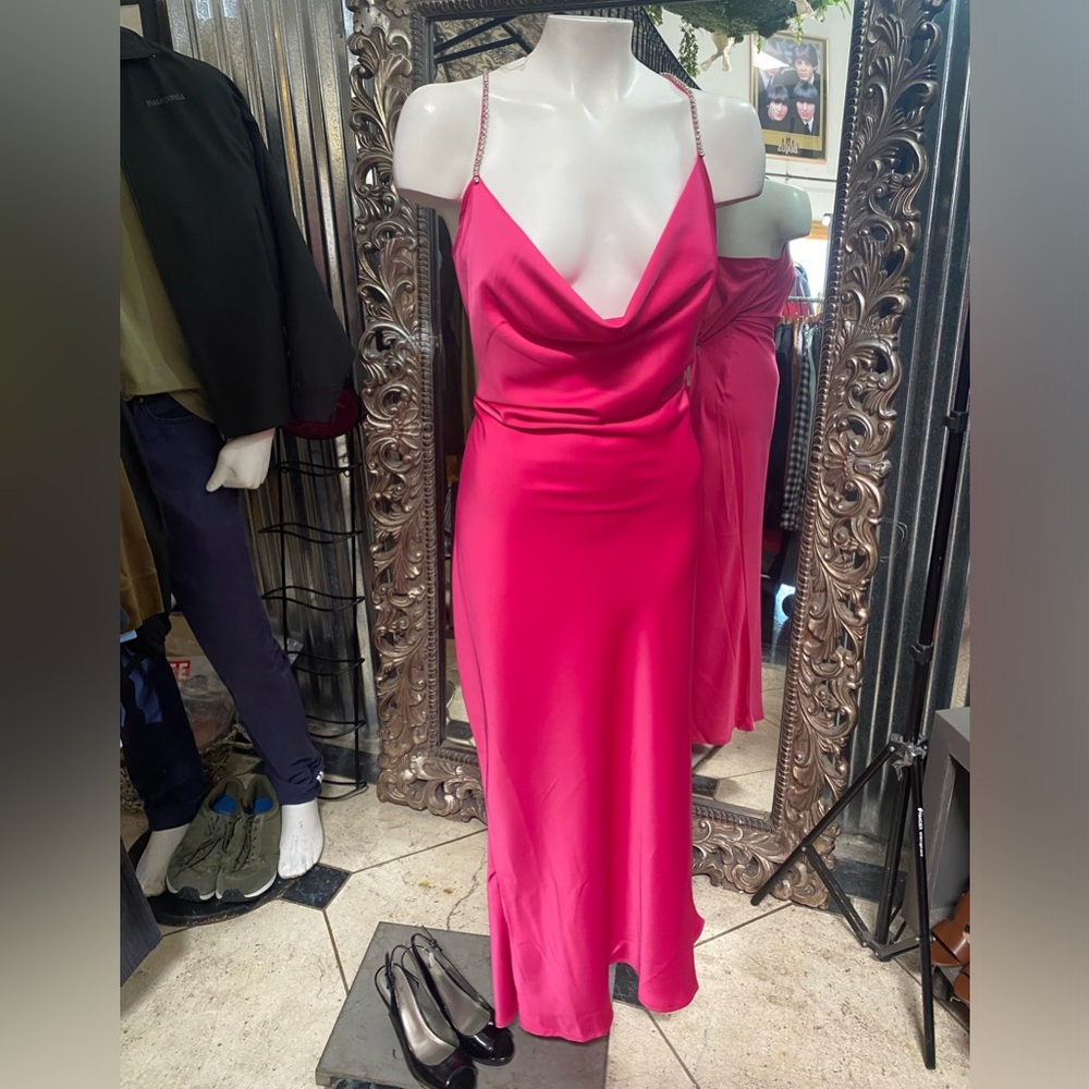 Unique hot pink INC set